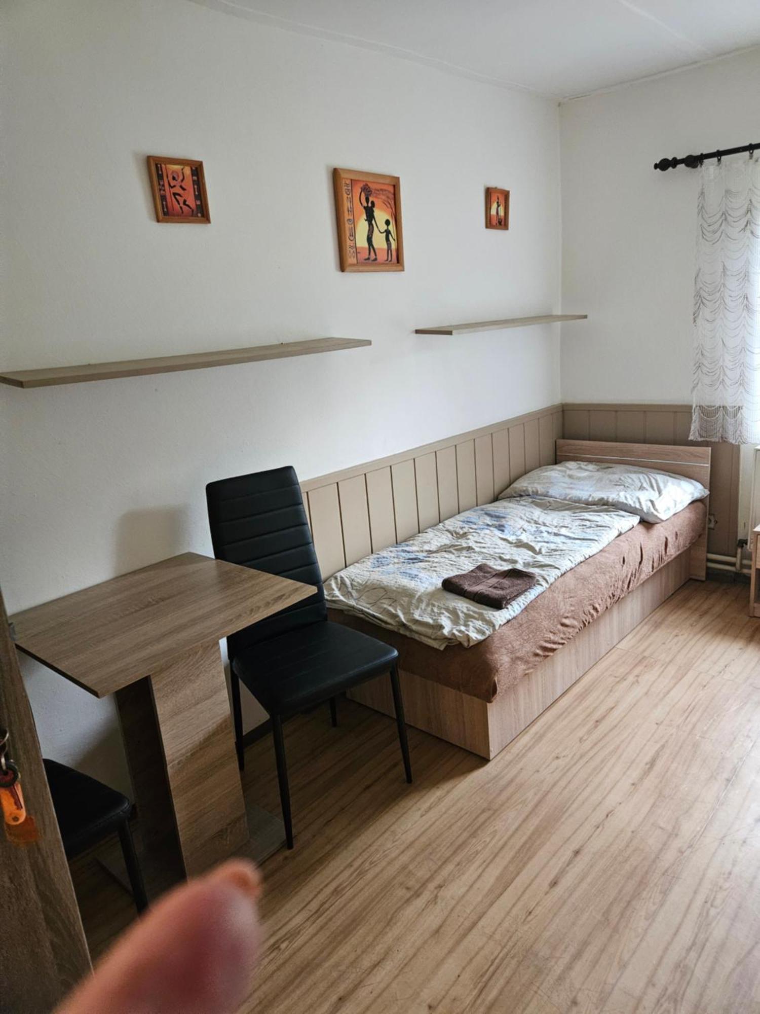 ホテル Areal Pauli Česká Skalice エクステリア 写真